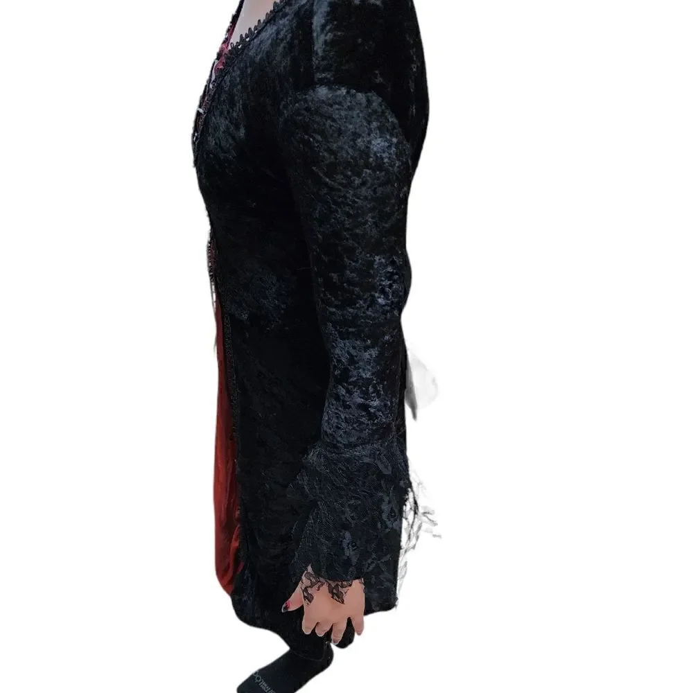 Girls Gothic Vampira Halloween costume